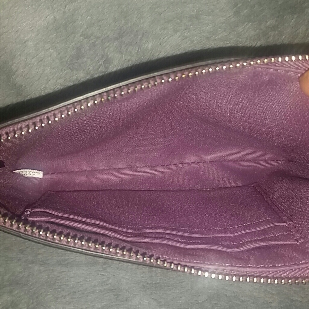 NWOT Coach wristlet - Picture 3 of 3